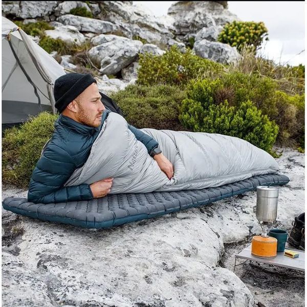 Матрац туристичний надувний одномісний Naturehike CNH22DZ018, надлегкий, 183x64x7 см, чорний, для туризму із мішком для надування 6975641888567 фото