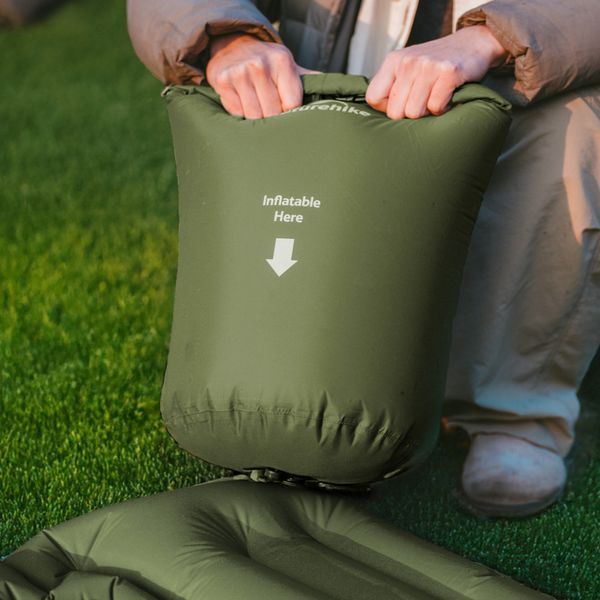 Матрас туристический надувной одноместный Naturehike CNK2550WS019, 200х60х6.5 см, зеленый, для кемпинга с мешком для надува. 6977465869630 фото